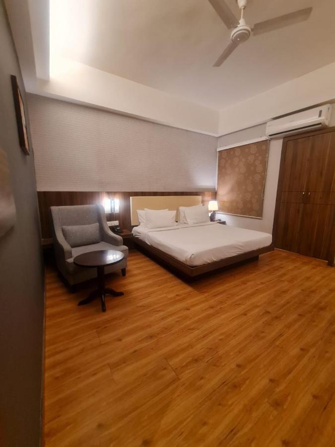 Hotel Lemon Park Haldwāni Zewnętrze zdjęcie