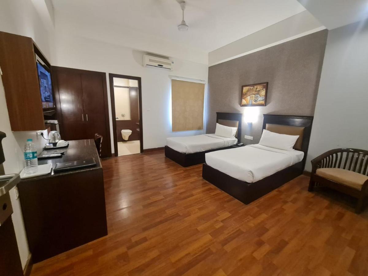 Hotel Lemon Park Haldwāni Zewnętrze zdjęcie
